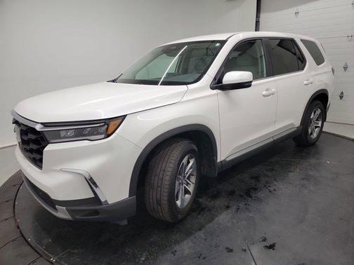 Platinum White Pearl 2025 Honda Pilot EX-L