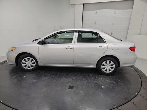 Classic Silver Metallic 2013 Toyota Corolla L