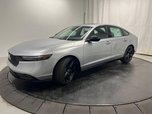 Solar Silver Metallic 2025 Honda Accord Hybrid Sport-L