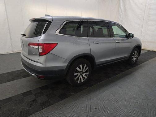 Lunar Silver Metallic 2020 Honda Pilot EX-L