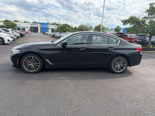 Jet Black 2018 BMW 530 xDrive