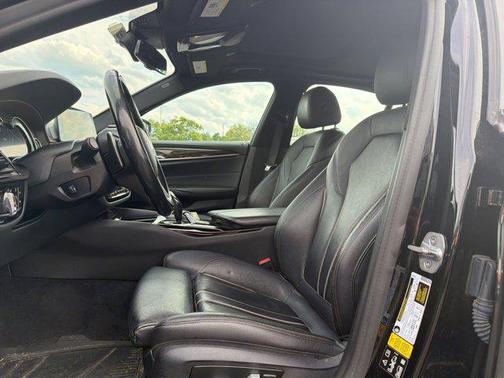 Jet Black 2018 BMW 530 xDrive