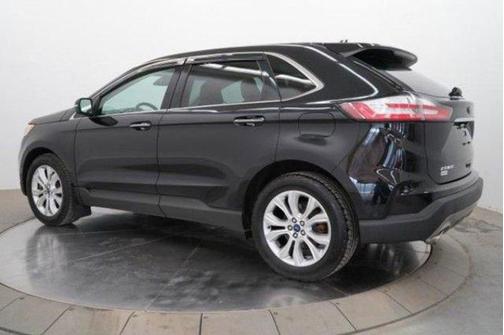 Agate Black 2020 Ford Edge Titanium