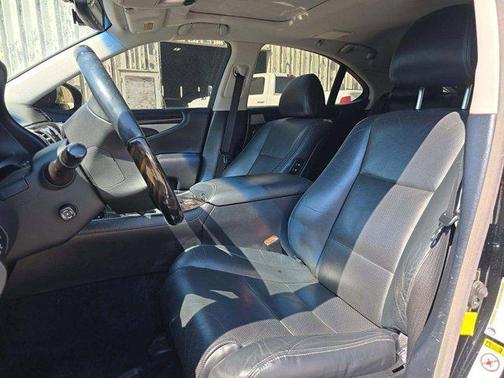 Obsidian 2016 Lexus LS 460 Base