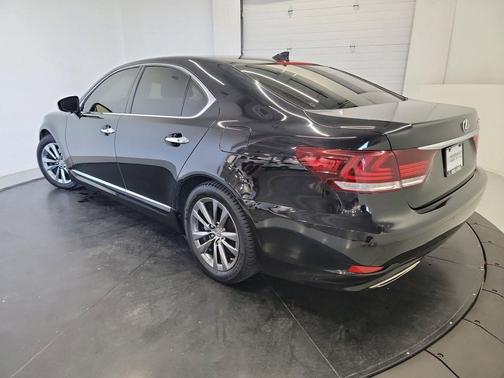 Obsidian 2016 Lexus LS 460 Base