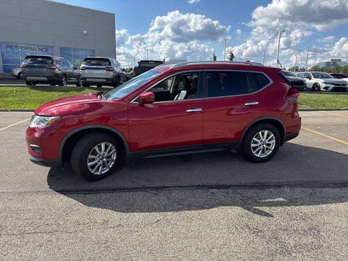 2017 Nissan Rogue SV