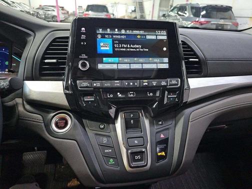 Lunar Silver Metallic 2024 Honda Odyssey EX-L