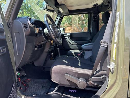 Tank Clearcoat 2015 Jeep Wrangler Unlimited Sport