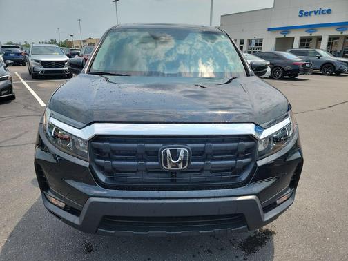 Crystal Black Pearl 2026 Honda Ridgeline RTL