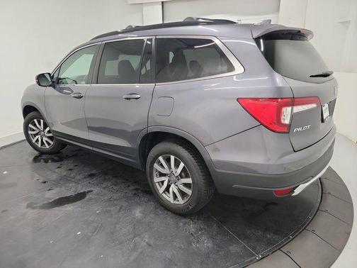 Modern Steel Metallic 2019 Honda Pilot EX-L