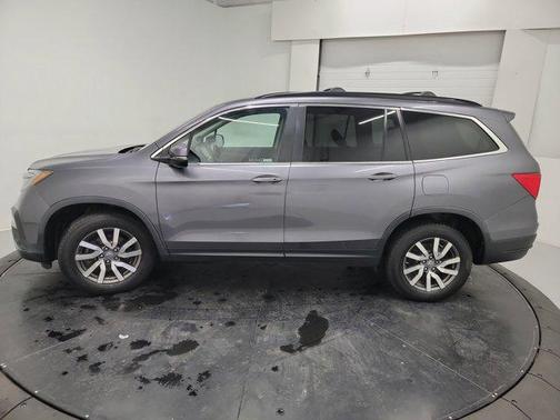 Modern Steel Metallic 2019 Honda Pilot EX-L