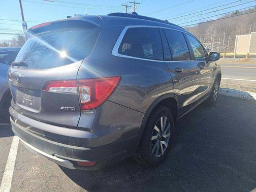 Modern Steel Metallic 2019 Honda Pilot EX-L