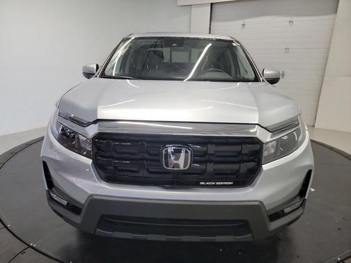 Solar Silver Metallic 2025 Honda Ridgeline RTL