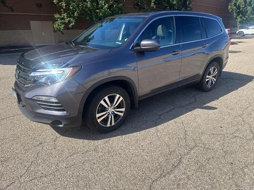 Modern Steel Metallic 2018 Honda Pilot EX-L