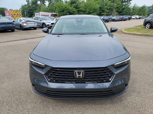 2025 Honda Accord LX 1.5T