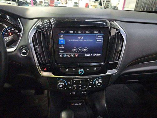 Sterling Gray Metallic 2023 Chevrolet Traverse RS