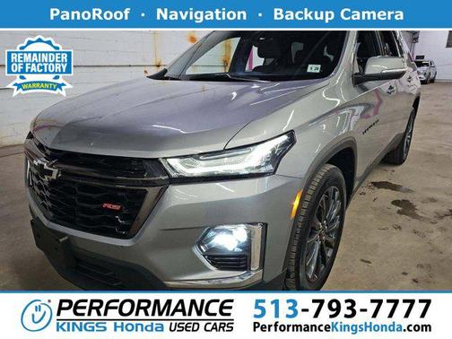 Sterling Gray Metallic 2023 Chevrolet Traverse RS