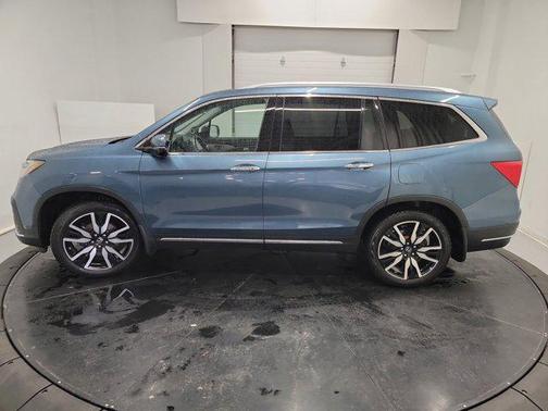 2020 Honda Pilot Touring 8-Passenger