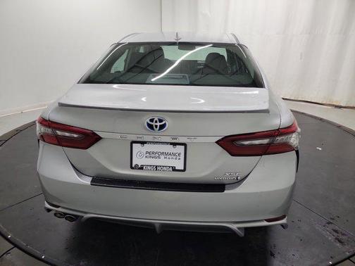 2024 Toyota Camry Hybrid SE