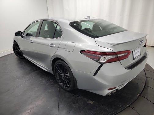 2024 Toyota Camry Hybrid SE