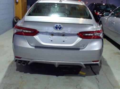 2024 Toyota Camry Hybrid SE