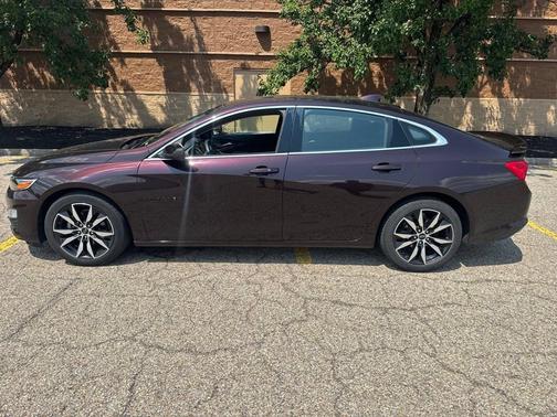 Black Cherry Metallic 2020 Chevrolet Malibu FWD RS