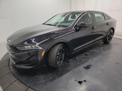 Ebony Black 2022 Kia K5 GT-Line