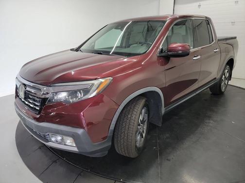 Deep Scarlet Pearl 2019 Honda Ridgeline RTL-E