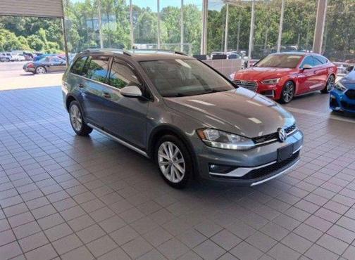 2018 Volkswagen Golf Alltrack TSI S