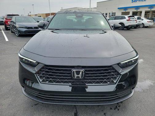 Crystal Black Pearl 2026 Honda Accord Hybrid Sport