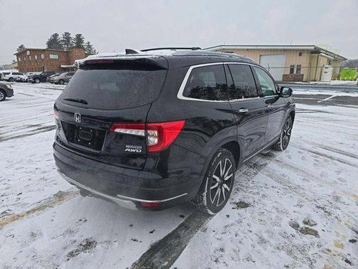 2019 Honda Pilot Touring 8-Passenger