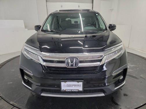 2019 Honda Pilot Touring 8-Passenger