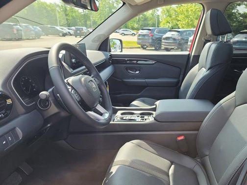 2025 Honda Pilot Touring 8-Passenger