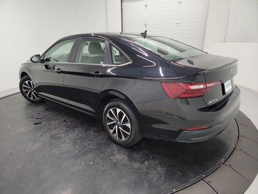 Deep Black Pearl 2024 Volkswagen Jetta 1.5T S