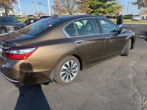 2017 Honda Accord Hybrid Touring