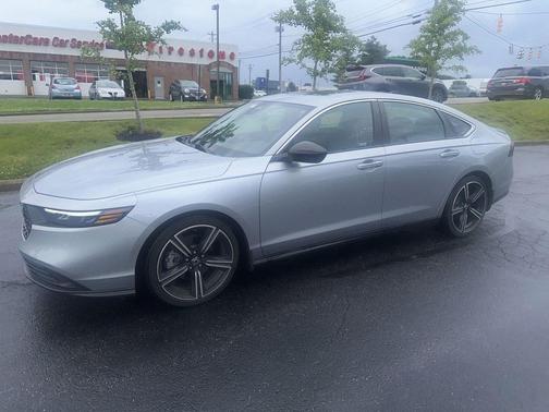Lunar Silver Metallic 2023 Honda Accord Hybrid Sport