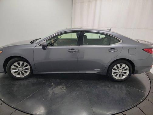 2013 Lexus ES 300h Base