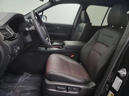 Crystal Black Pearl 2024 Honda Ridgeline Black