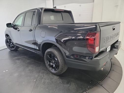 Crystal Black Pearl 2024 Honda Ridgeline Black