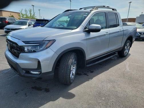 Solar Silver Metallic 2026 Honda Ridgeline RTL