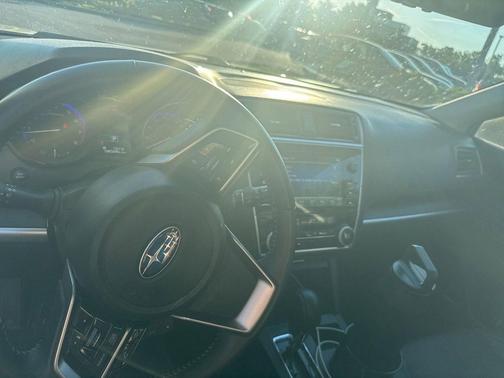 Crystal Black Silica 2018 Subaru Outback 3.6R Limited