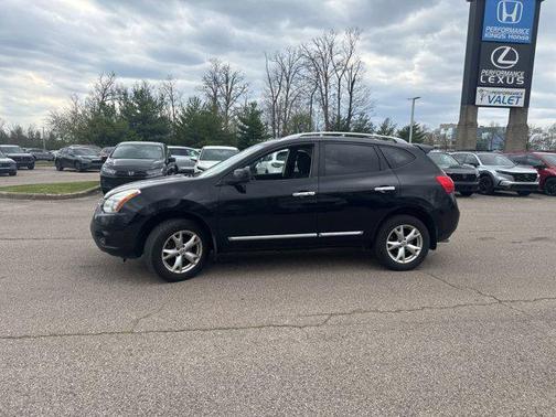 Super Black 2011 Nissan Rogue SV