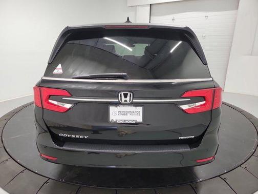 Crystal Black Pearl 2023 Honda Odyssey Touring