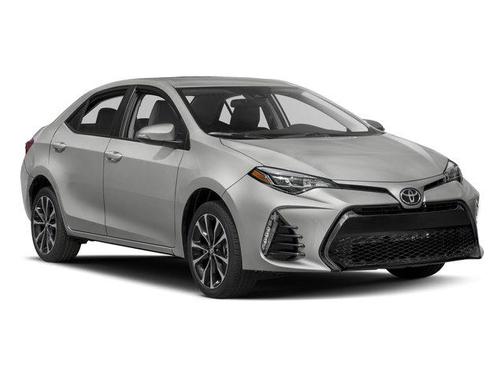 Classic Silver Metallic 2017 Toyota Corolla SE