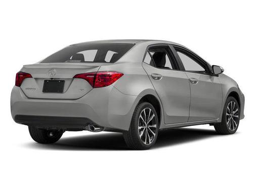 Classic Silver Metallic 2017 Toyota Corolla SE