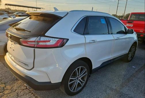 White Platinum Clearcoat Metallic 2019 Ford Edge Titanium