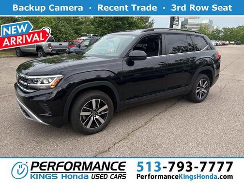 Deep Black Pearl 2022 Volkswagen Atlas 2.0T SE