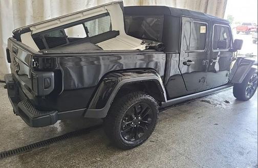 Black Clearcoat 2022 Jeep Gladiator Sport S