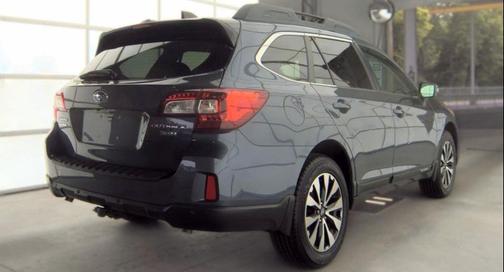 Carbide Gray Metallic 2017 Subaru Outback 3.6R Limited
