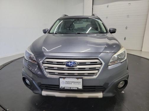 Carbide Gray Metallic 2017 Subaru Outback 3.6R Limited